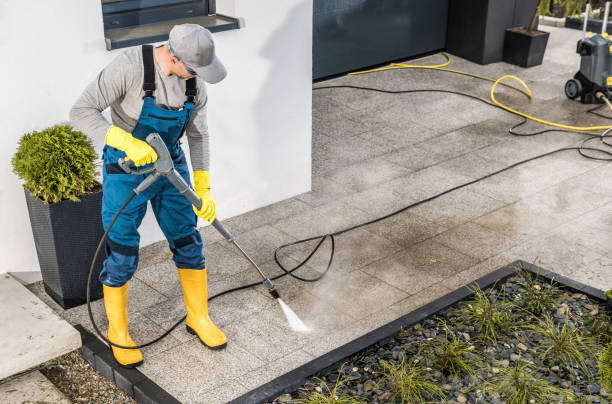 Best Deck Pressure Washing  in Santa Maria, CA